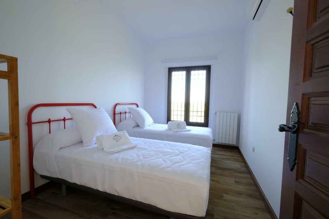Casas De Alisne Vendégház Almodóvar del Río Kültér fotó