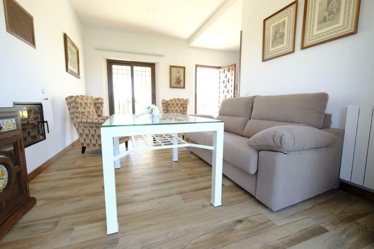 Casas De Alisne Vendégház Almodóvar del Río Kültér fotó